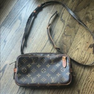 Louis Vuitton - Pochette Marly Bandouliere Bag